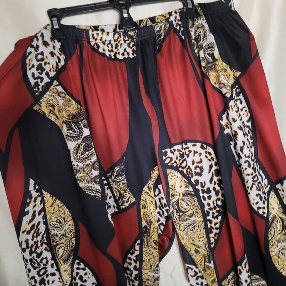 Women's 5XL Patterned Silky Feeling Pajama Set - Picture 11 of 11